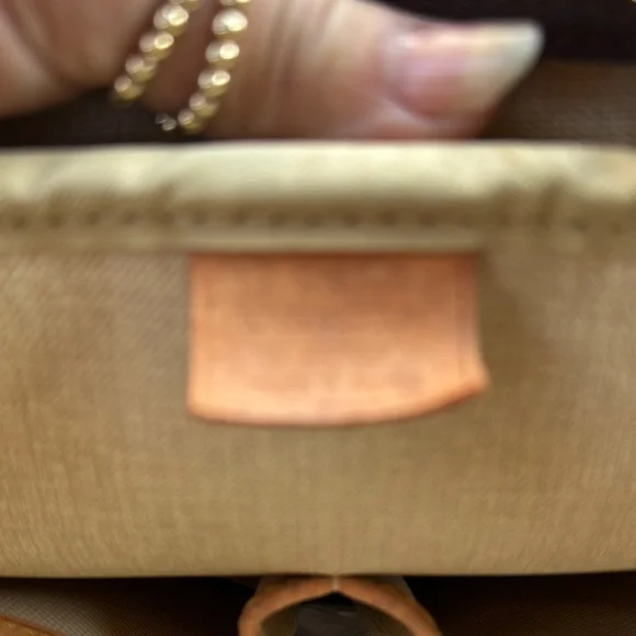 Louis Vuitton  authentic Brown Monogram  Bag - Picture 9 of 15